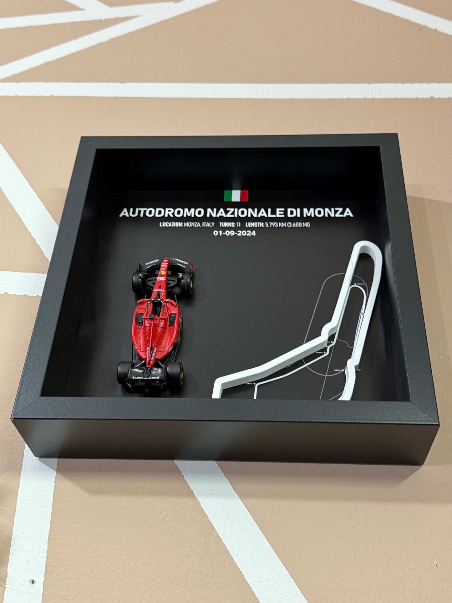 Cornice Vittoria del Predestinato